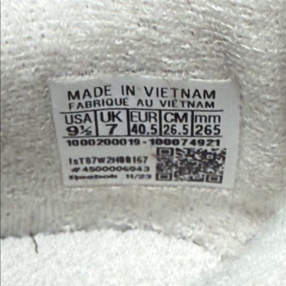 Reebok Women's Cream and Pink Sneakers - Picture 10 of 10